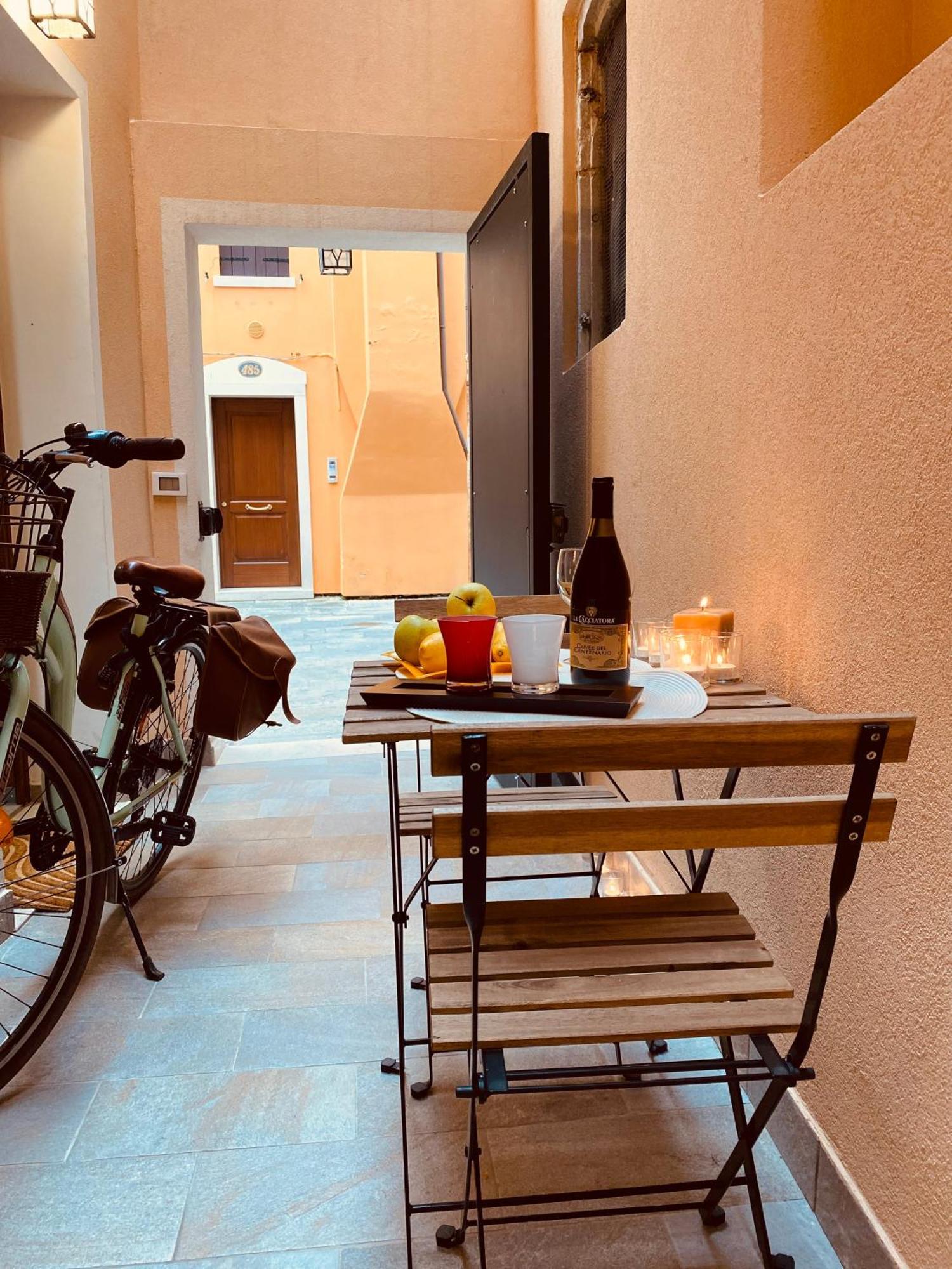 Casabella Chioggia Casa Indipendente Con Corte Exteriör bild