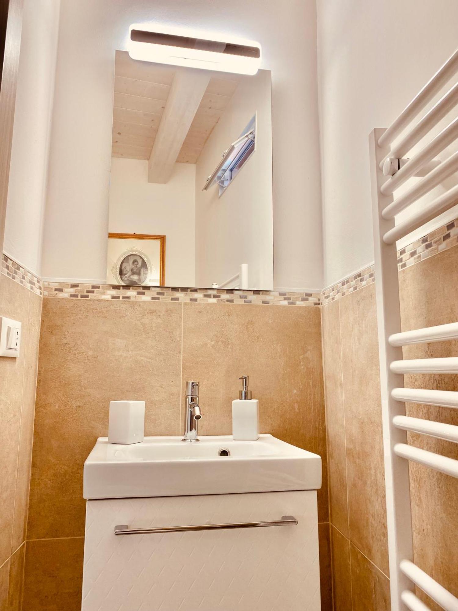 Casabella Chioggia Casa Indipendente Con Corte Exteriör bild