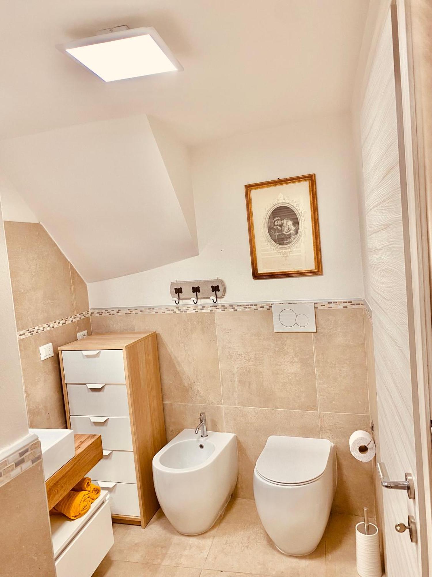 Casabella Chioggia Casa Indipendente Con Corte Exteriör bild